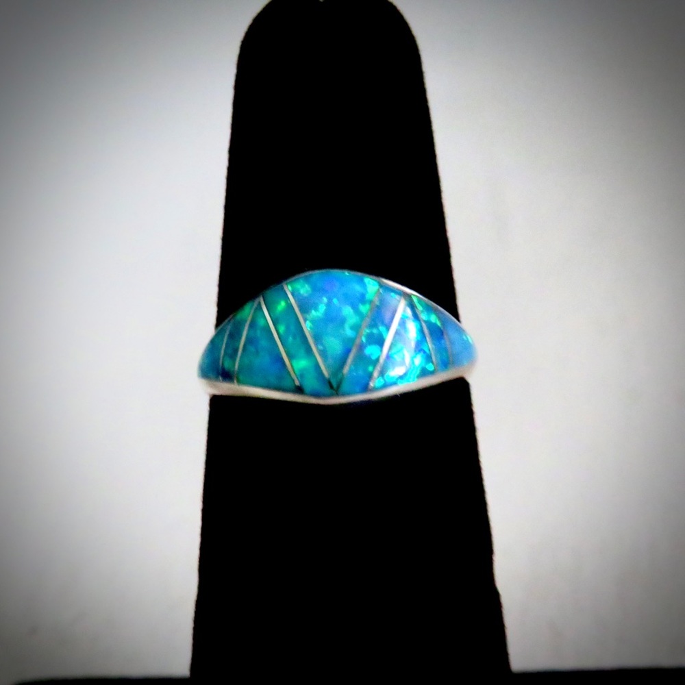 Solid Sterling Silver Inlay Blue Lab Opal Dome Ring - Picture 2 of 9